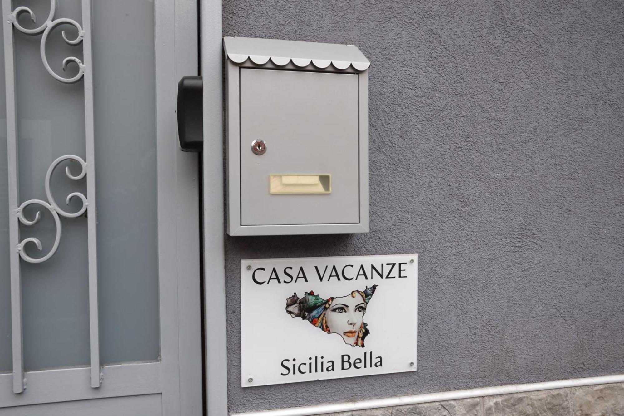 Casa Vacanze Sicilia Bella Vila Catânia Exterior foto